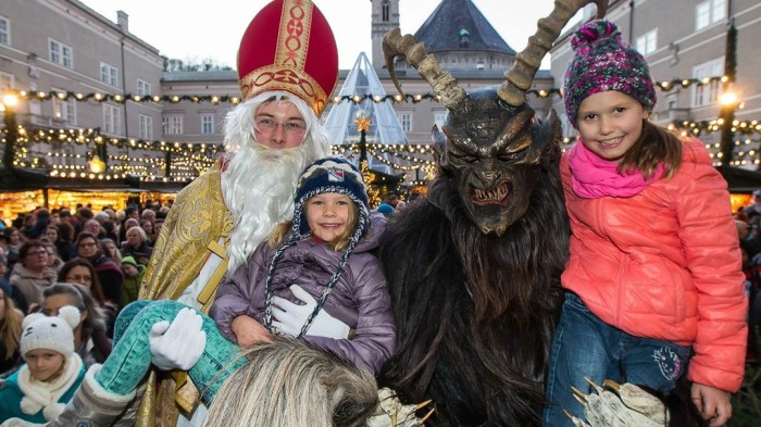 Mikulášska akcia na trhoch v Salzburgu.